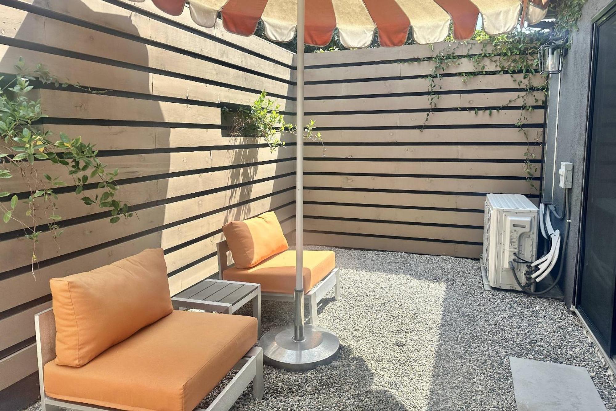 Claudia'S Guest House - Los Angeles — Photos 2